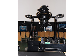 天測訓練装置（五藤式中型プラネタリウム M-1）