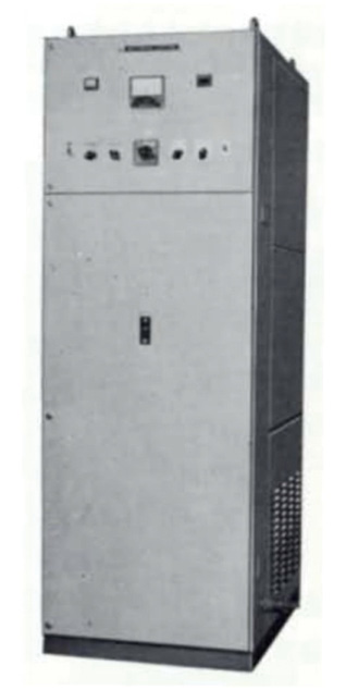 図3.20　DE-90T形電源本体