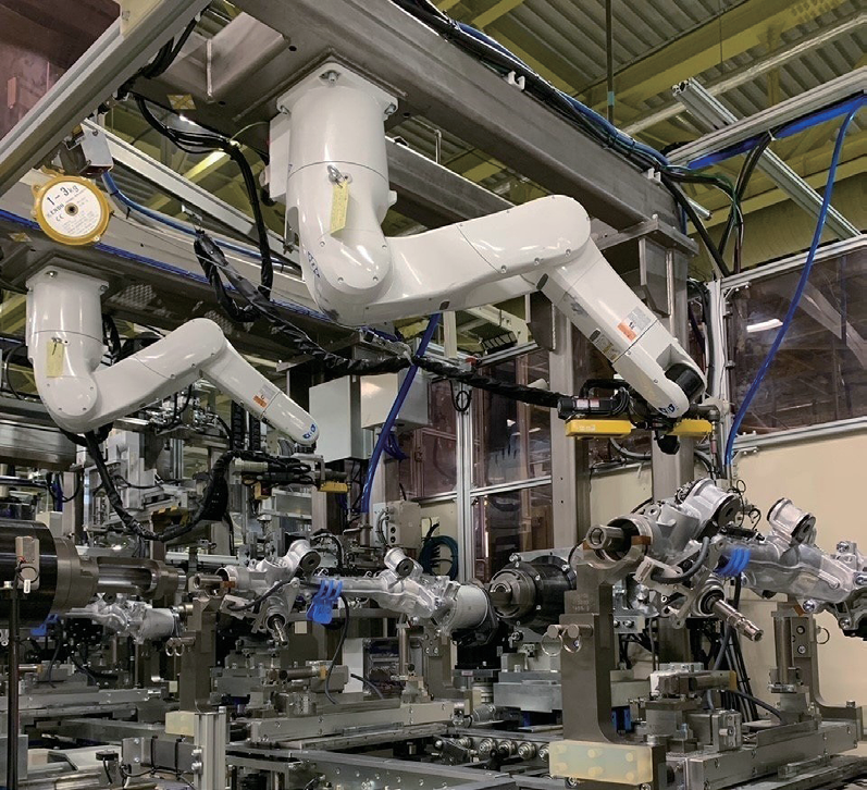 図 6.4.15　RP-EPS ラインの組み立てロボット 12）