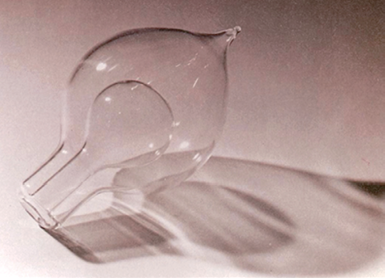 図 2.2　デュワー瓶の原形 6）