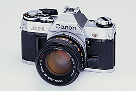 キヤノン35mm一眼レフカメラ　AE-1