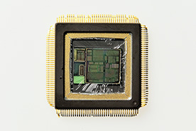 MPEG2 デコーダ　LSI　「TC81201F」