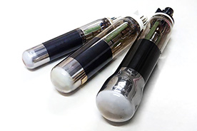 第一世代オーロラビジョン用CRT光源管