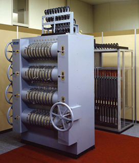 調光操作盤 MDS-TFと調光変圧器 MDS-TD